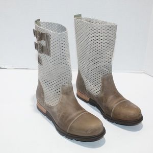 SOREL Majors Pull On Tan leather Perforated Boots